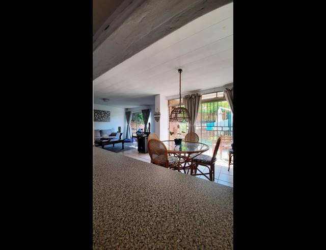 3 BEDROOM APARTMENT FOR SALE IN VANDERBIJLPARK CE 3